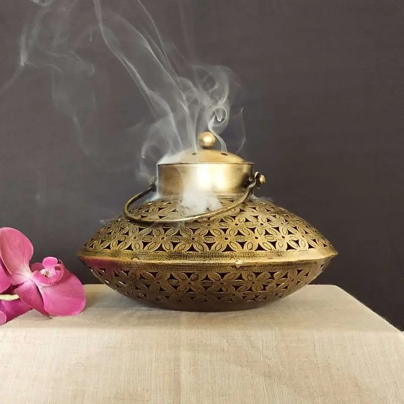 Handmade Brass Incense Burner with Lid | Indian Traditional Sambrani Dhoop Holder | Decorative Aromatherapy Diffuser & Home Decor (BLACKLUXE CRAFTS) - BLACKLUXECRAFTS