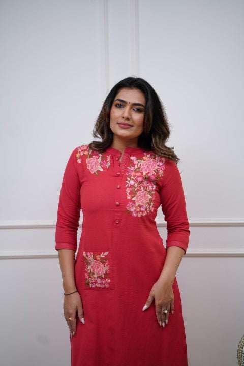 Embroidered Kurta for Women | Elegant Festive & Office Wear Ethnic Outfit (BLACKLUXE CRAFTS) - BLACKLUXECRAFTS