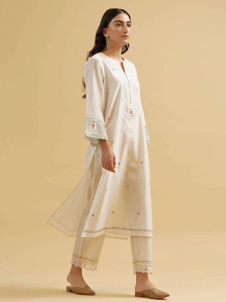 Off-White Embroidered Cotton Kurta Set – Elegant Minimalist Ethnic Wear for Women with Pants (BLACKLUXE CRAFTS) - BLACKLUXECRAFTS