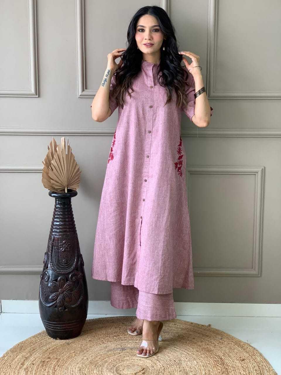 Elegant Black Kurta Set with Pink Embroidery | Women’s Ethnic Outfit (BLACKLUXE CRAFTS) - BLACKLUXECRAFTS