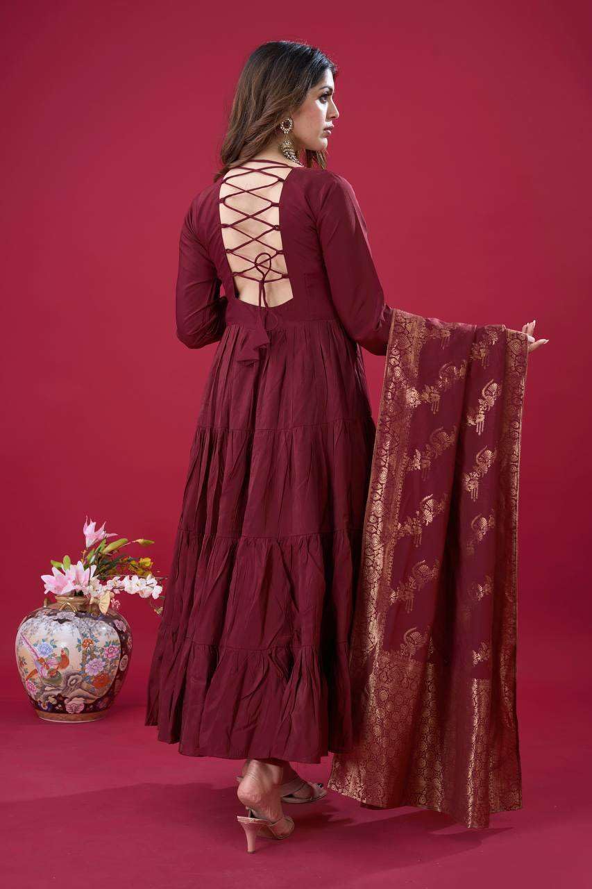 Anarkali Suit with Dupatta – Long Flared Ethnic Party Wear Dress for Women
(BLACKLUXE CRAFTS) - BLACKLUXECRAFTS