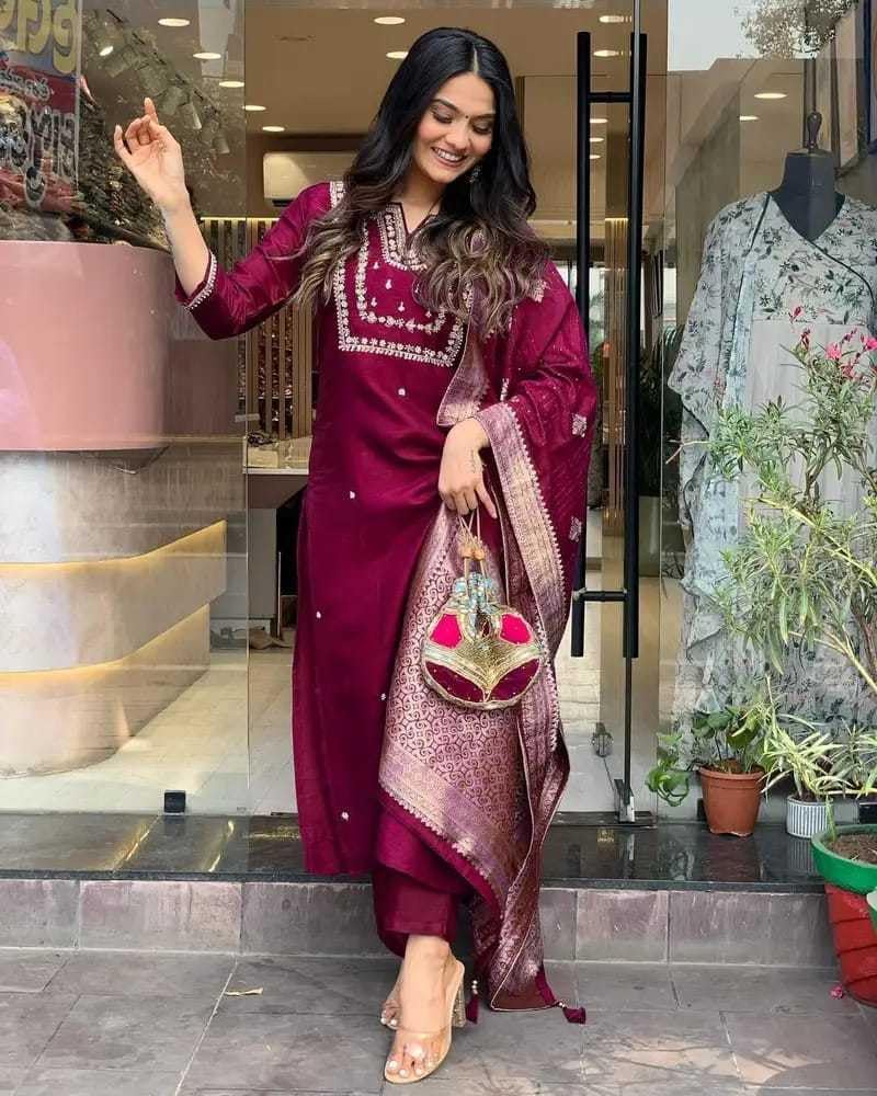 Luxury Fuchsia Pink Embroidered Silk Kurta Set with Dupatta – Indian Ethnic Party Wear for Women (BLACKLUXE CRAFTS) - BLACKLUXECRAFTS