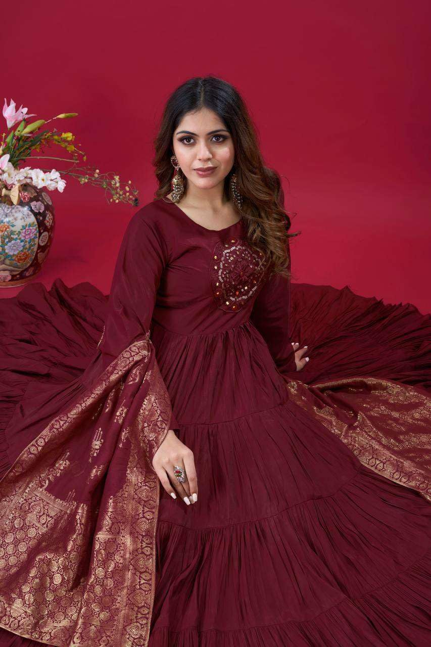 Anarkali Suit with Dupatta – Long Flared Ethnic Party Wear Dress for Women
(BLACKLUXE CRAFTS) - BLACKLUXECRAFTS