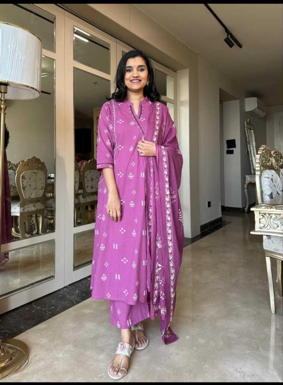 Women's Cotton Embroidered Anarkali Kurti with Pant and Dupatta Set (BLACKLUXE CRAFTS) - BLACKLUXECRAFTS