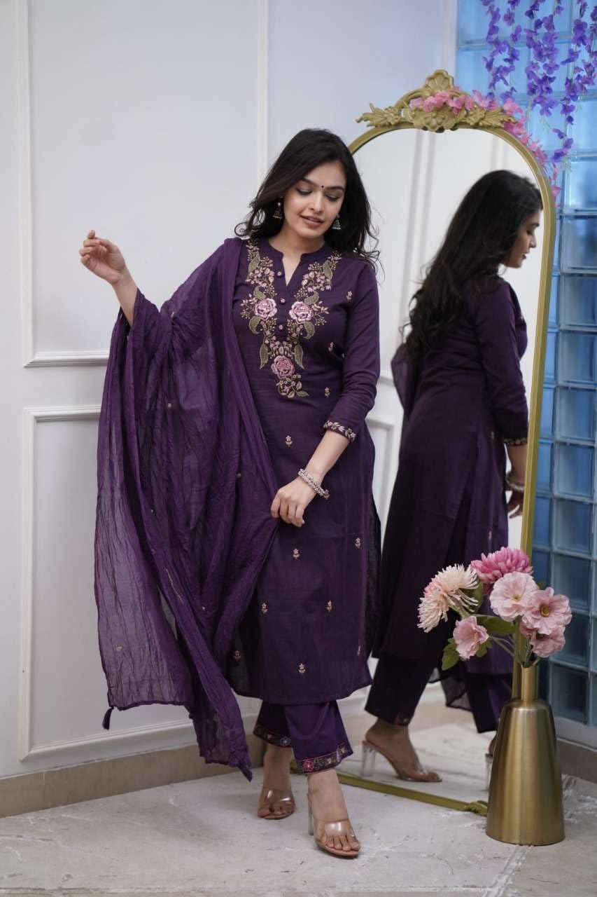 Designer Embroidered Kurta Set with Dupatta – Elegant Party & Festive Wear for Women (BLACKLUXE CRAFTS) - BLACKLUXECRAFTS