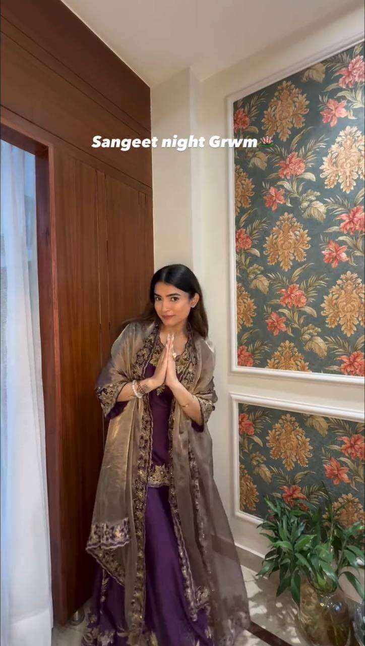 Women's Pure Chinnon Silk Embroidered Straight Kurti With Pant & Dupatta Set (BLACKLUXE CRAFTS) - BLACKLUXECRAFTS