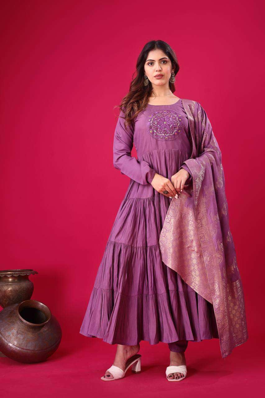 Anarkali Suit with Dupatta – Long Flared Ethnic Party Wear Dress for Women
(BLACKLUXE CRAFTS) - BLACKLUXECRAFTS