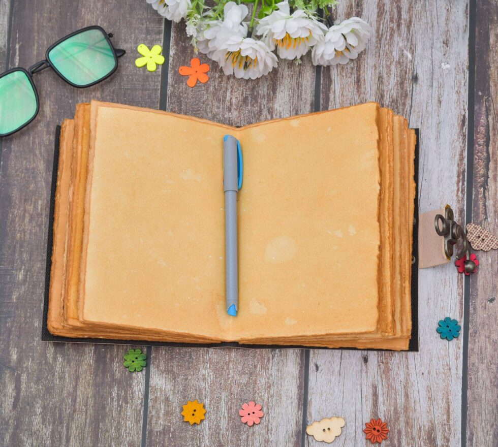 Handmade Leather Journal Notebook – Sun & Moon Embossed Diary with Lock, Vintage Writing Journal for Travel, Sketchbook & Gift
(BLACKLUXE CRAFTS) - BLACKLUXECRAFTS