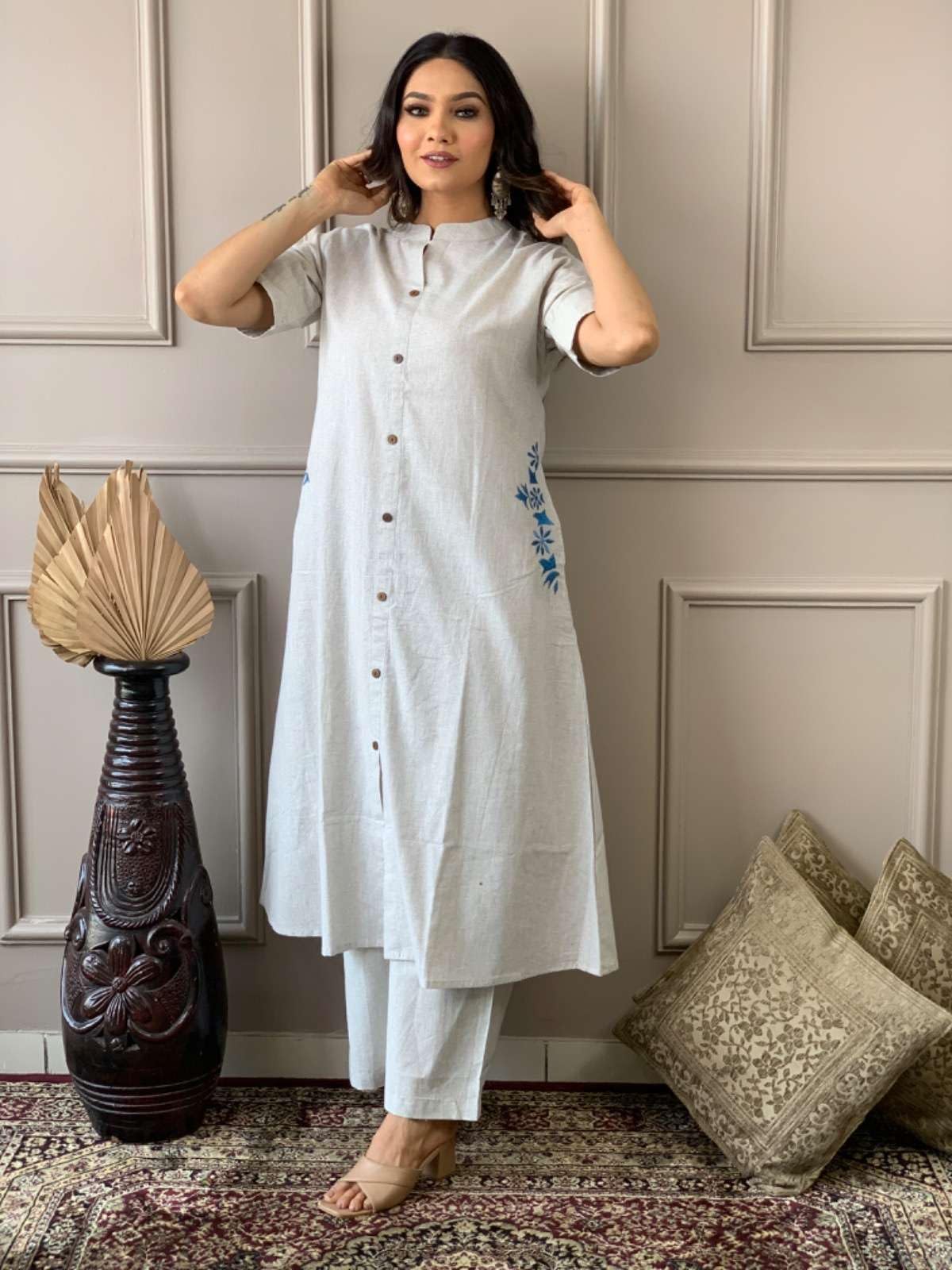 Elegant Black Kurta Set with Pink Embroidery | Women’s Ethnic Outfit (BLACKLUXE CRAFTS) - BLACKLUXECRAFTS