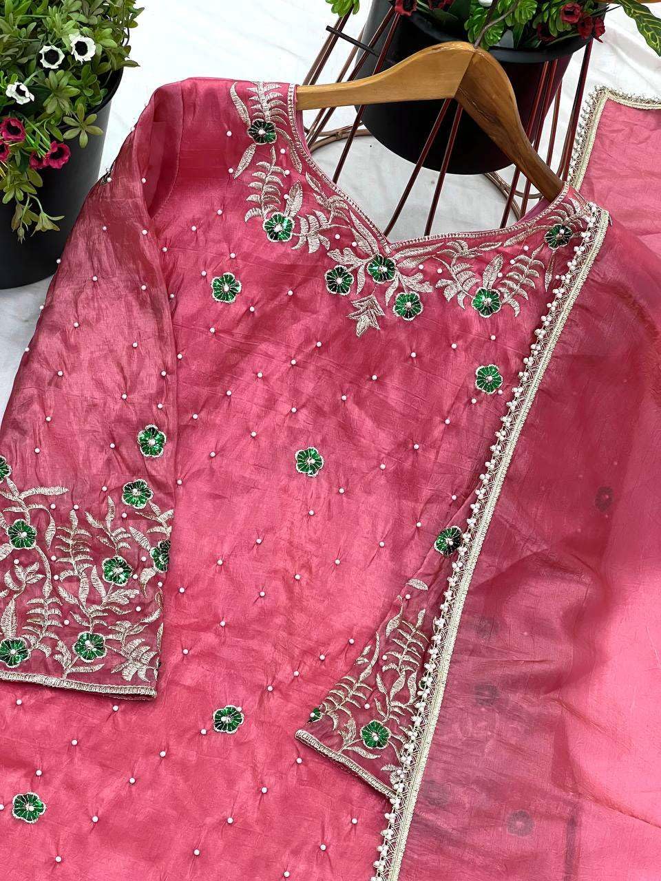 Women's Gold Crush Embroidered Straight Kurta with Sharara & Dupatta Set (BLACKLUXE CRAFTS) - BLACKLUXECRAFTS