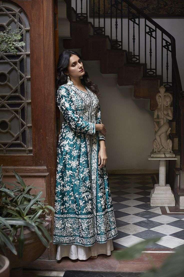 Embroidered Anarkali Gown – Floor-Length Ethnic Dress for Women with White Floral Threadwork (BLACKLUXE CRAFTS) - BLACKLUXECRAFTS