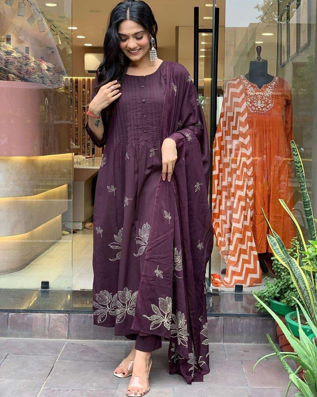 Embroidered Cotton Kurta Set with Dupatta – Elegant Party & Festive Wear for Women (BLACKLUXE CRAFTS) - BLACKLUXECRAFTS