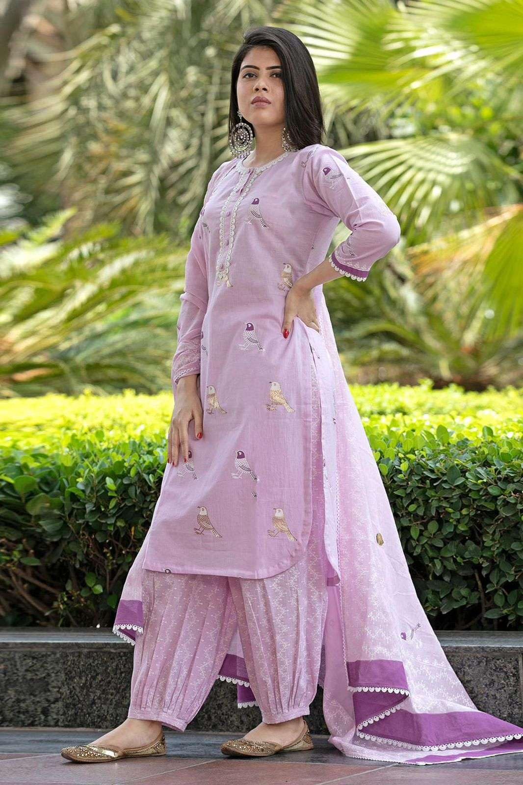 Lavender Embroidered Cotton Kurta Set with Dupatta | Women’s Ethnic Indian Outfit | Salwar Suit for Wedding & Festive Wear (BLACKLUXE CRAFTS) - BLACKLUXECRAFTS