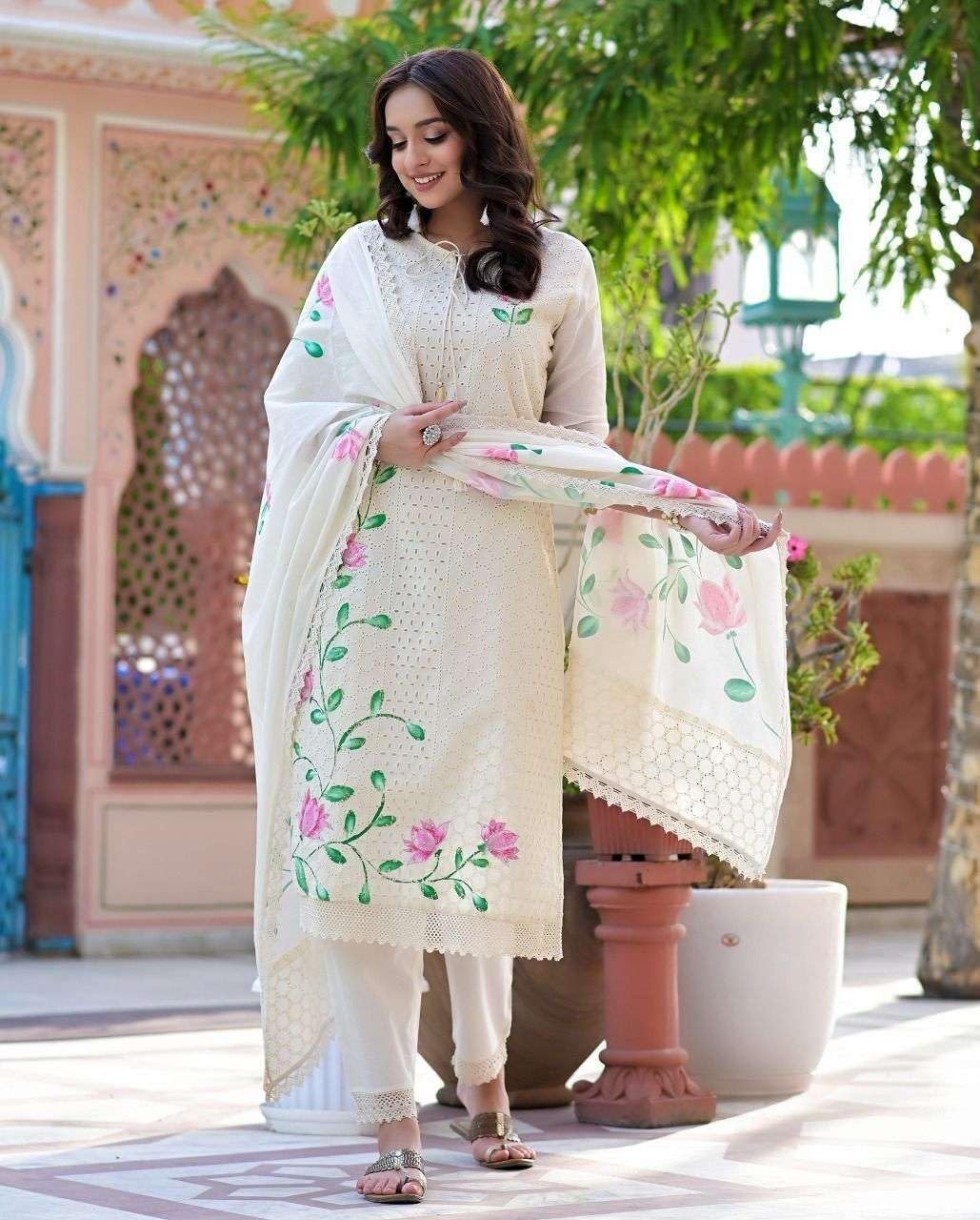 Women's Cotton Hand-Painted Chicken Shifli Straight Kurti With Pant and Mulmul Dupatta Set (BLACKLUXE CRAFTS) - BLACKLUXECRAFTS