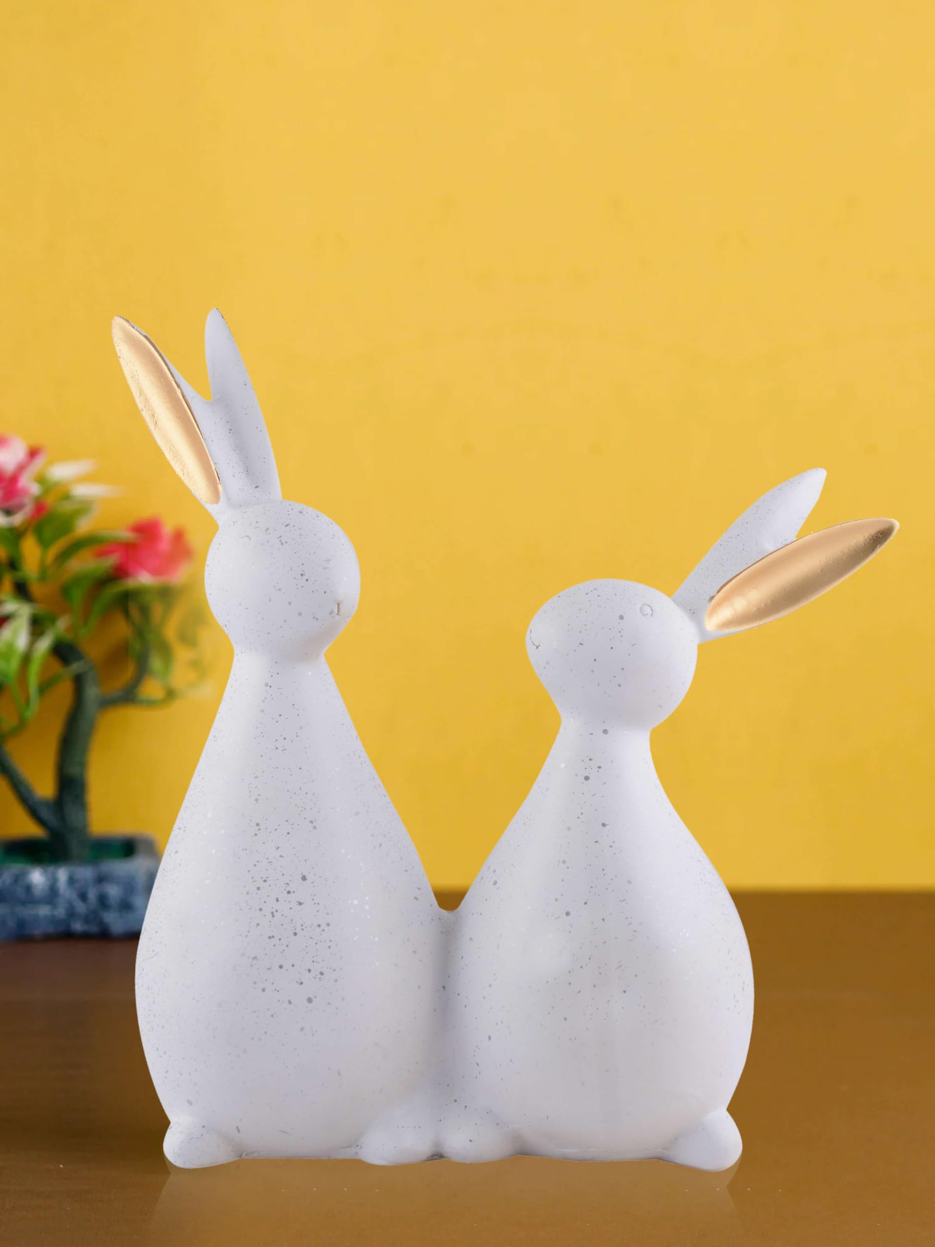Handmade White Bunny Couple Figurine – Minimalist Resin Rabbit Statue with Golden Ears for Modern Home Décor & Gifts (BLACKLUXE CRAFTS) - BLACKLUXECRAFTS