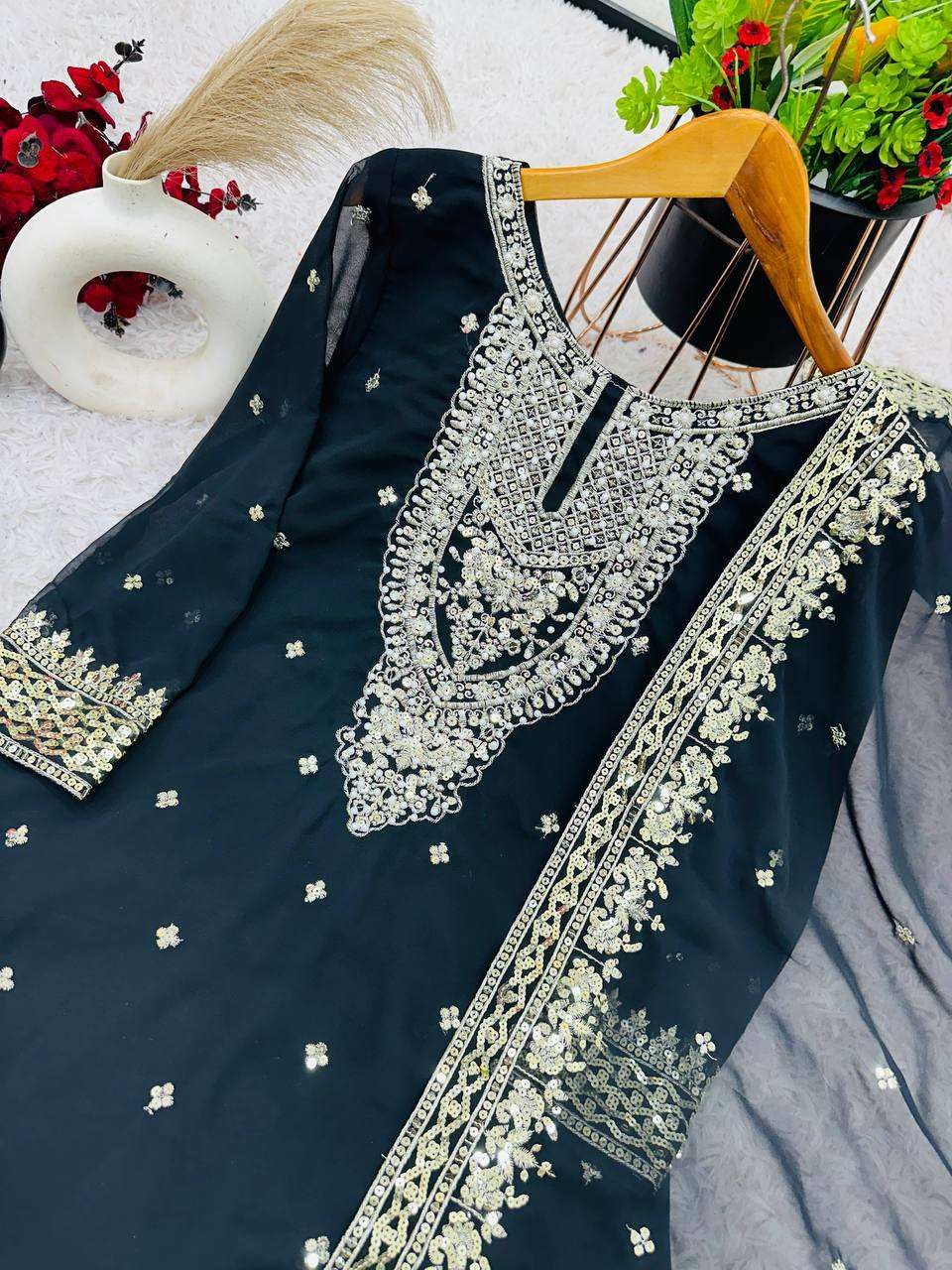 7af6cfa7-c1b1-4224-8c36-128344b72483