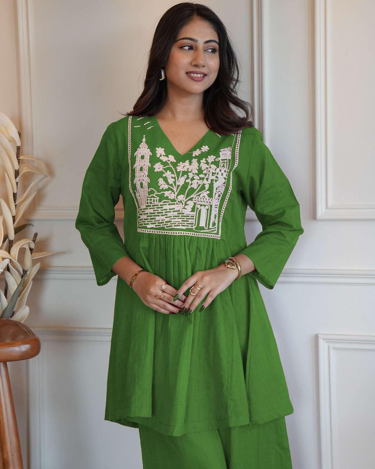Cotton Embroidered Short Kurta Set – Handcrafted Ethnic Wear for Women with Pants (BLACKLUXE CRAFTS) - BLACKLUXECRAFTS