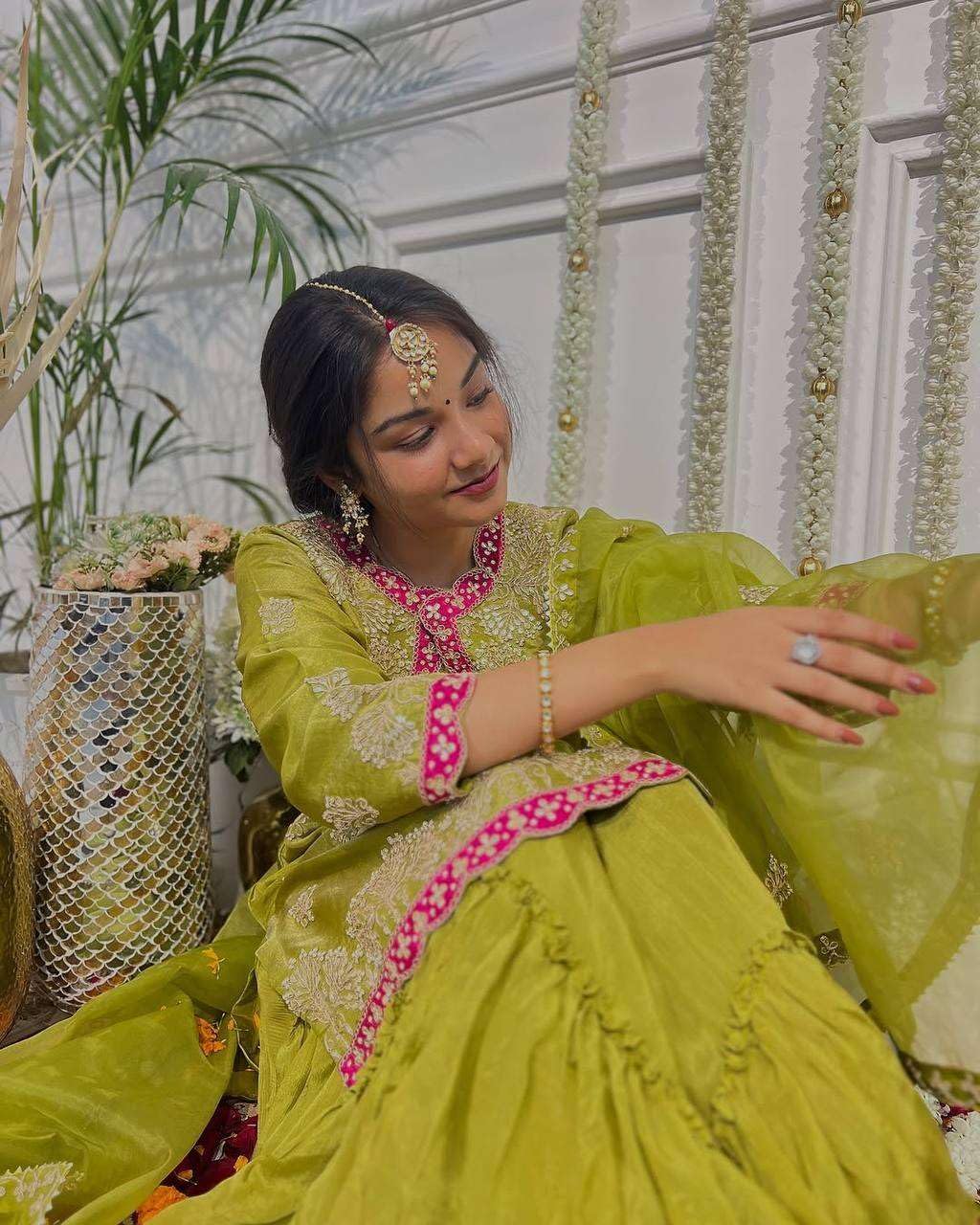 Women's Chinon Silk Embroidered Kurti With Sharara & Dupatta Set with Lace Border (BLACKLUXE CRAFTS) - BLACKLUXECRAFTS