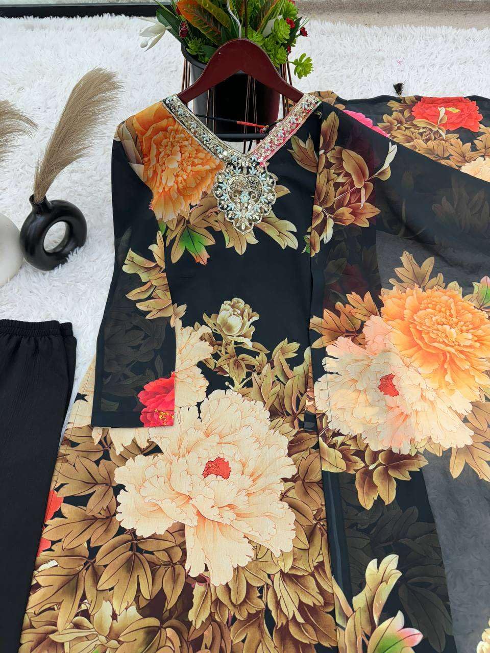 Black Floral Printed Suit Set with Dupatta – Elegant Indian Ethnic Wear for Parties & Festive Occasions (BLACKLUXE CRAFTS) - BLACKLUXECRAFTS