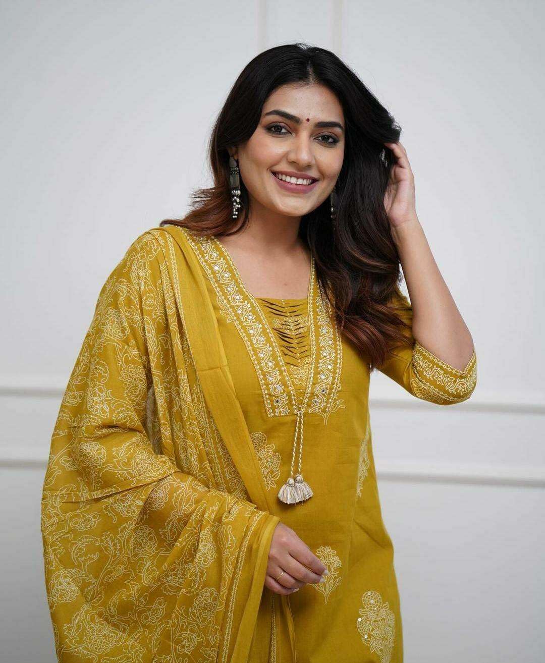 Embroidered Cotton Kurta Set with Dupatta – Elegant Indian Ethnic Wear for Women (BLACKLUXE CRAFTS) - BLACKLUXECRAFTS