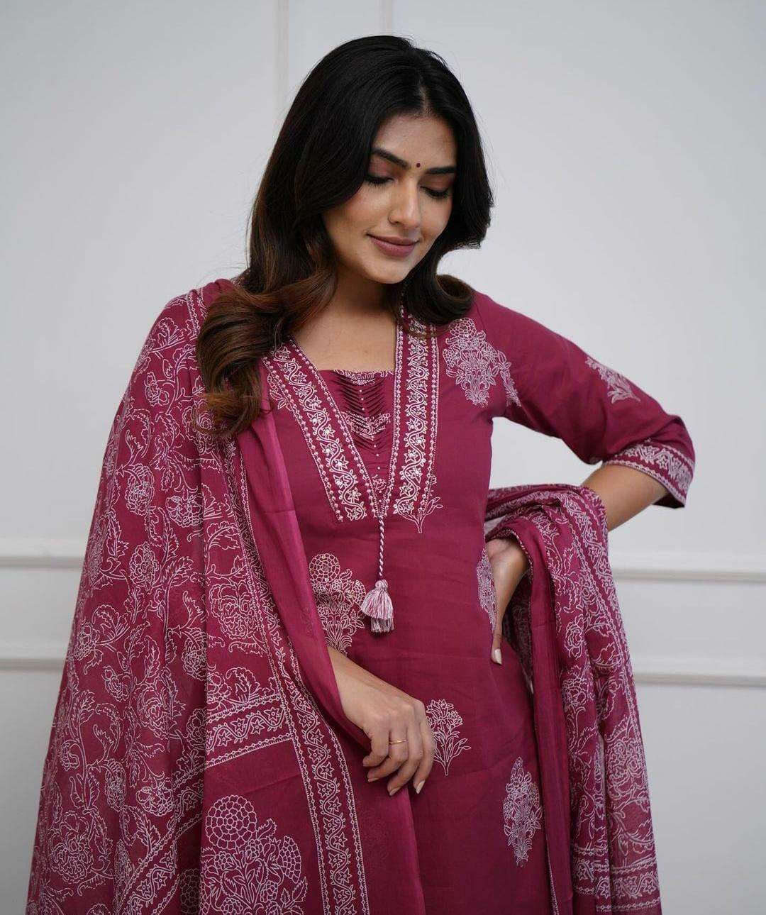 Embroidered Cotton Kurta Set with Dupatta – Elegant Indian Ethnic Wear for Women (BLACKLUXE CRAFTS) - BLACKLUXECRAFTS