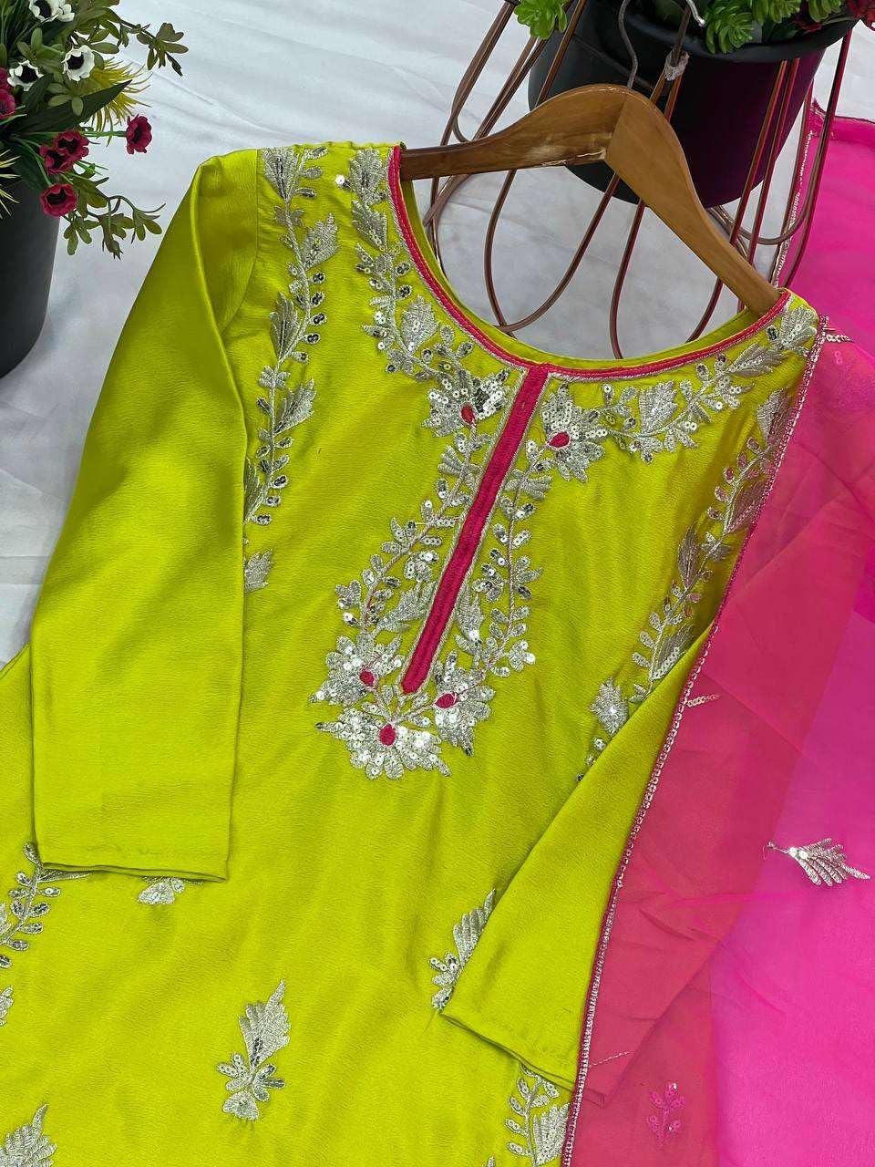 fdc18c9d-f4b0-4fc7-a15c-567d402a2cd5