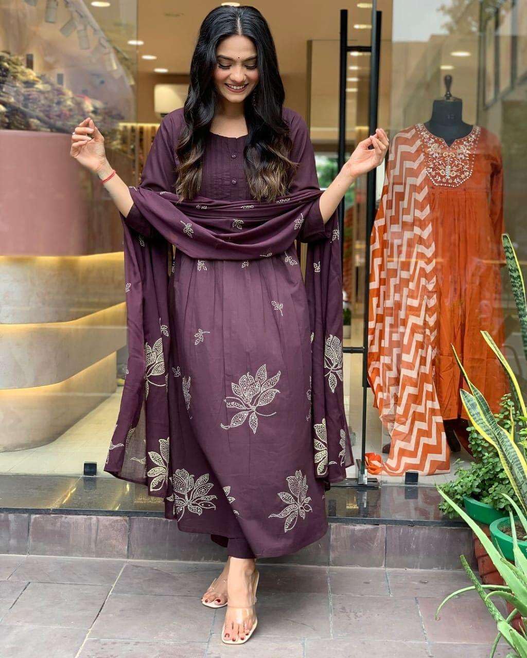 Embroidered Cotton Kurta Set with Dupatta – Elegant Party & Festive Wear for Women (BLACKLUXE CRAFTS) - BLACKLUXECRAFTS