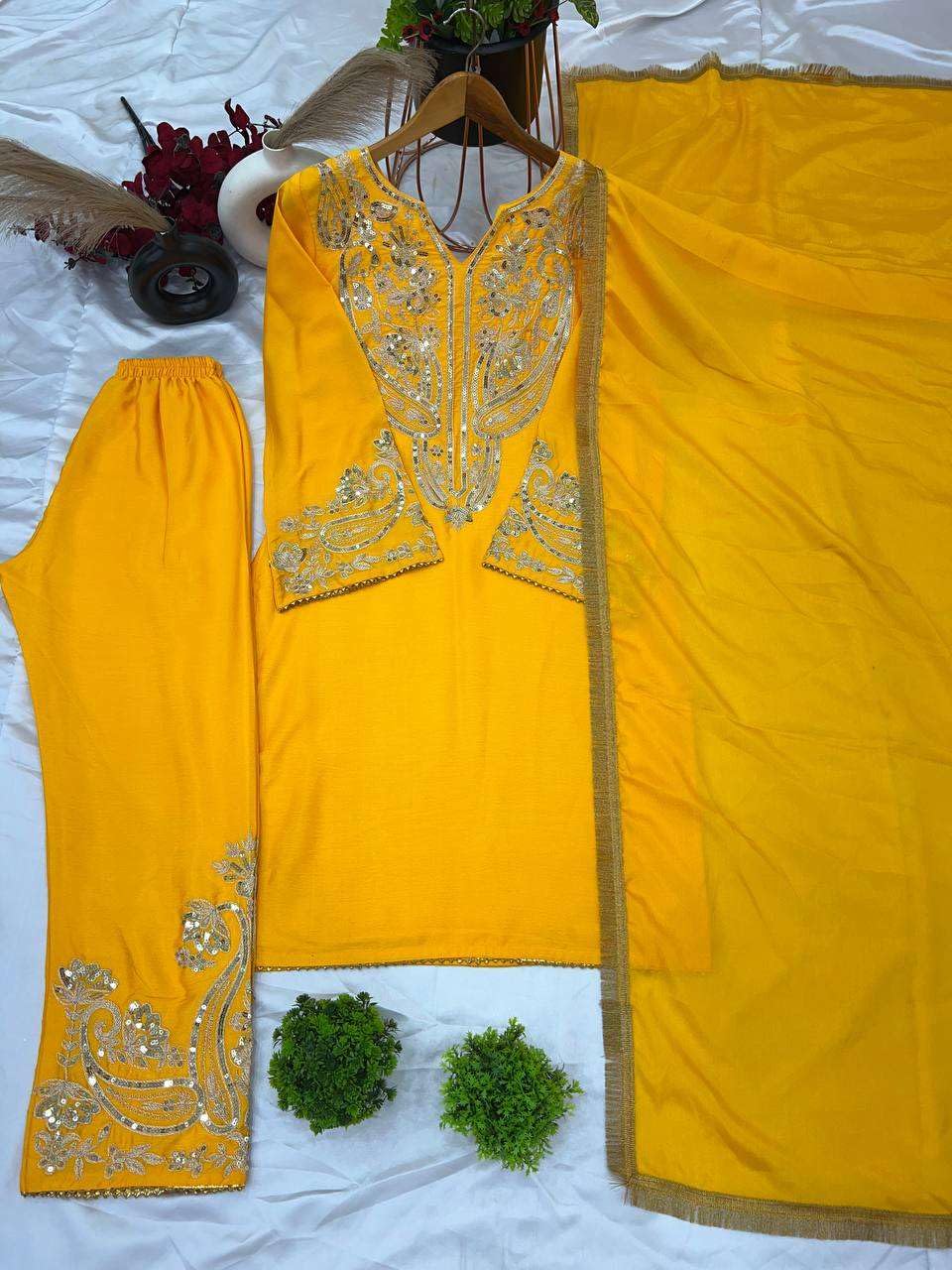 Mustard Yellow Embroidered Kurta Set with Dupatta – Festive & Wedding Party Wear Indian Outfit for Women
(BLACKLUXE CRAFTS) - BLACKLUXECRAFTS