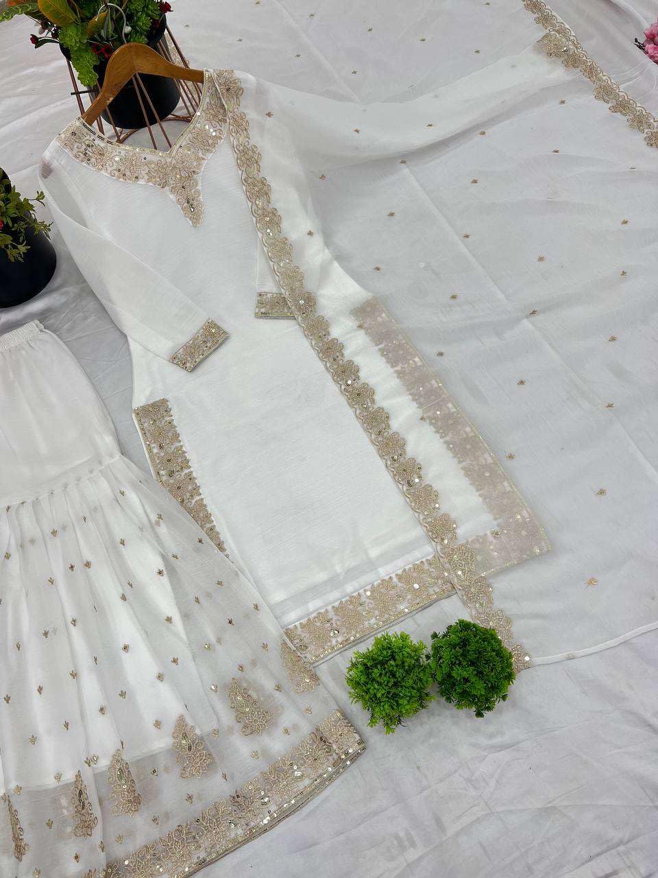 Organza Sharara Suit with Zari Embroidery & Lace Dupatta | Festive & Wedding Wear
(BLACKLUXE CRAFTS) - BLACKLUXECRAFTS