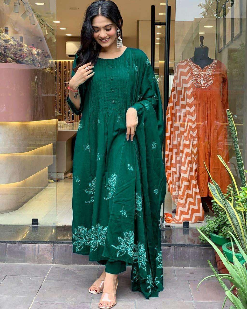 Embroidered Cotton Kurta Set with Dupatta – Elegant Party & Festive Wear for Women (BLACKLUXE CRAFTS) - BLACKLUXECRAFTS