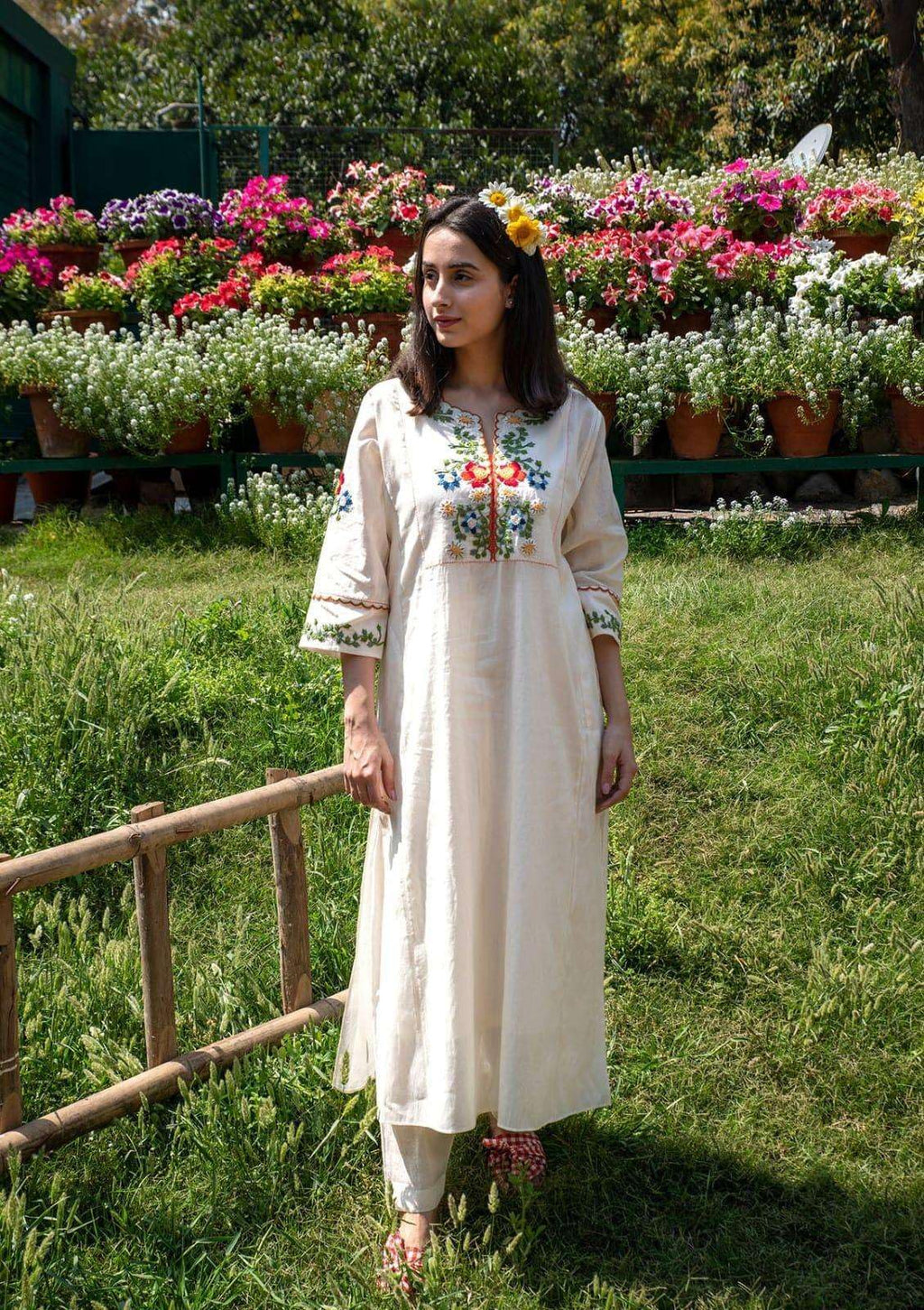 Cream Cotton Embroidered Kurta Set – Handcrafted Floral Ethnic Wear for Women with Pants
 (BLACKLUXE CRAFTS) - BLACKLUXECRAFTS