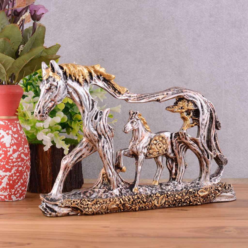 Silver & Gold Horse Family Figurine – Handcrafted Resin Horse Sculpture for Home Décor & Gift (BLACKLUXE CRAFTS) - BLACKLUXECRAFTS