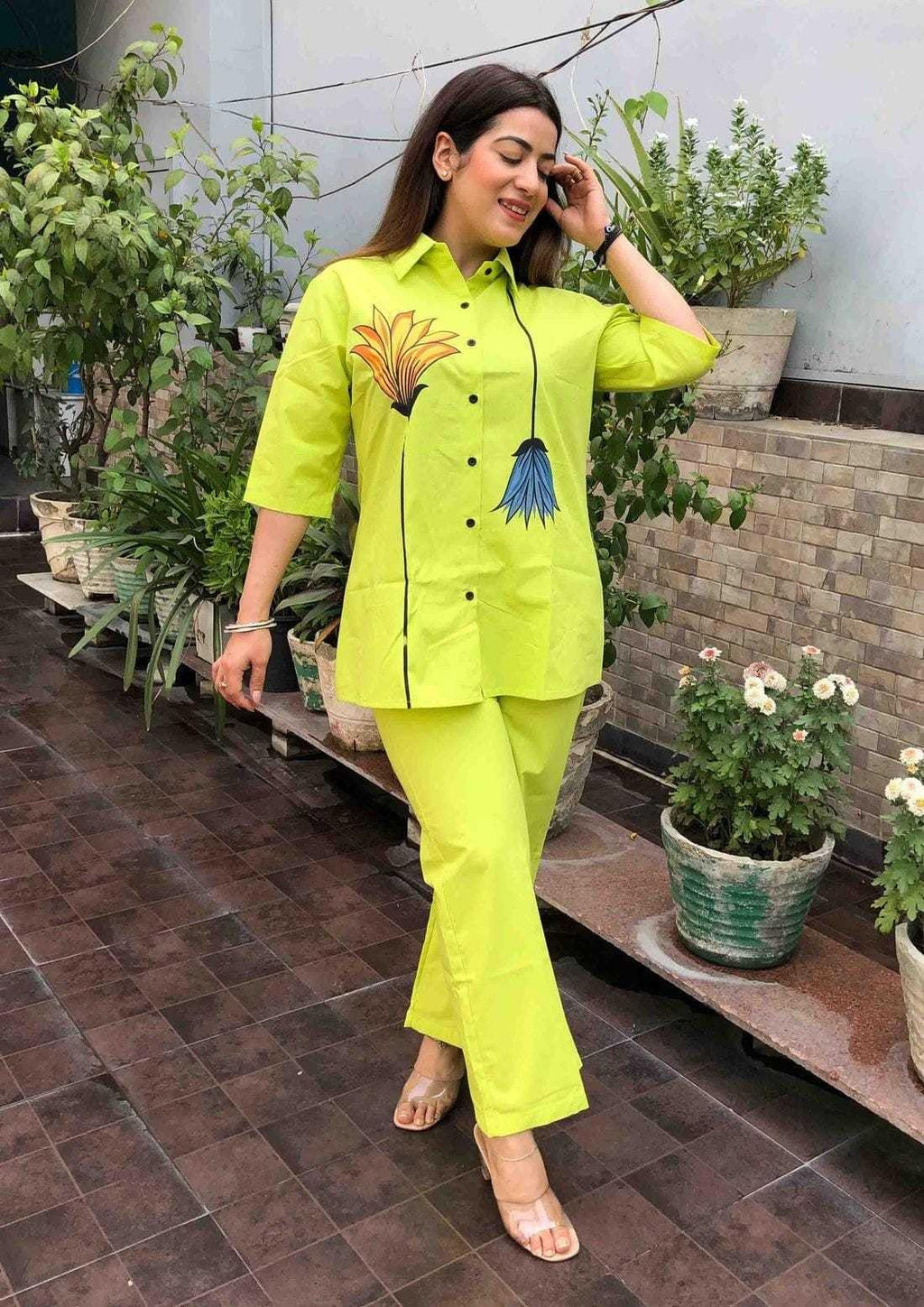 Lavender Floral Co-ord Set for Women | Summer Two-Piece Outfit | Stylish Casual Shirt & Pant Set | Comfortable Cotton Blend
(BLACKLUXE CRAFTS) - BLACKLUXECRAFTS