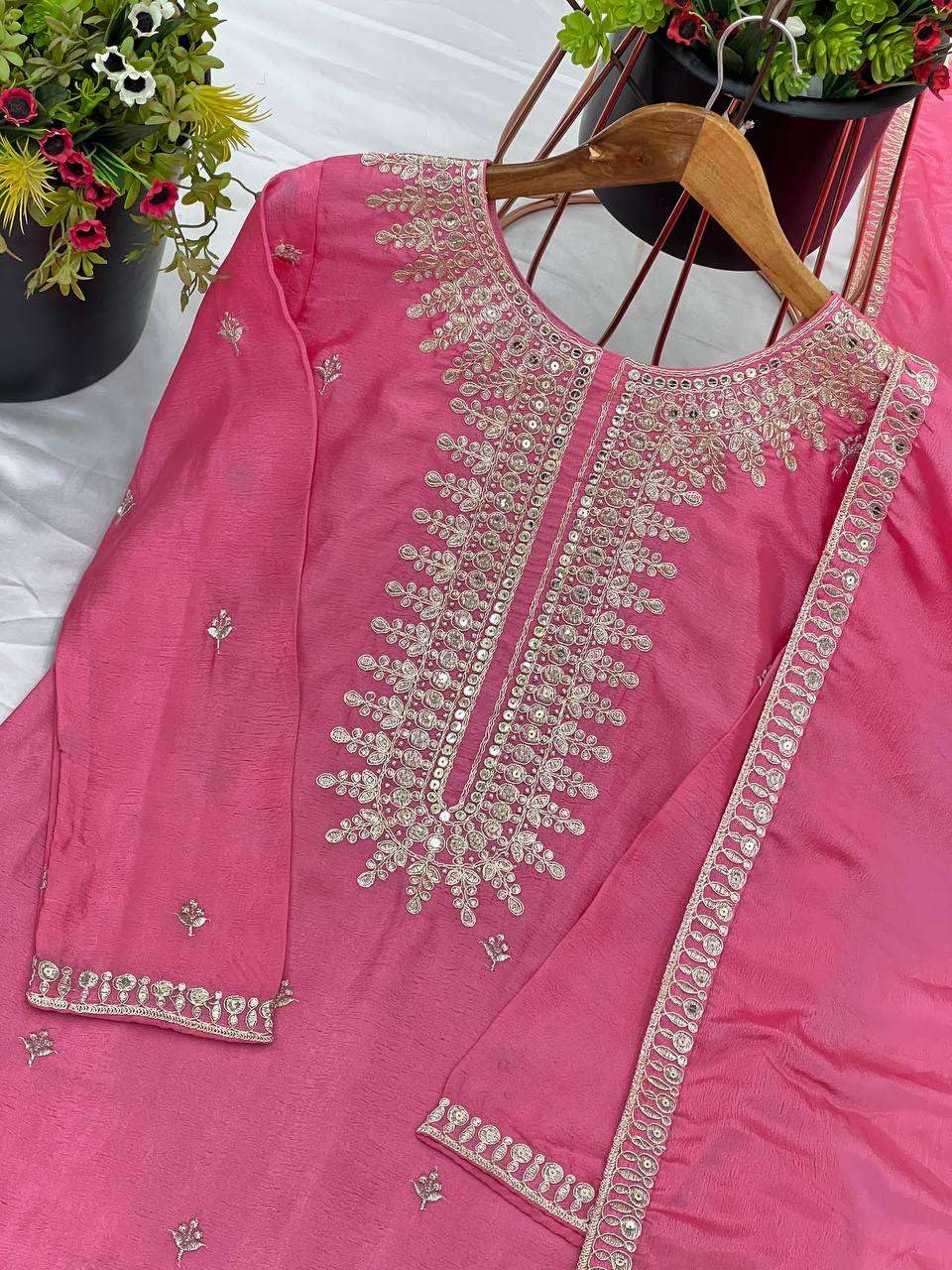 Embroidered Sharara Suit with Dupatta – Elegant Party Wear Indian Outfit for Women
(BLACKLUXE CRAFTS) - BLACKLUXECRAFTS