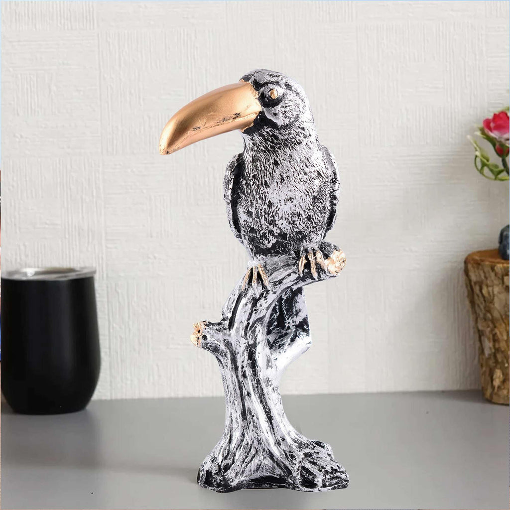 Handcrafted Toucan Bird Figurine – Resin Tropical Bird Statue with Golden Beak for Home & Office Décor (BLACKLUXE CRAFTS) - BLACKLUXECRAFTS