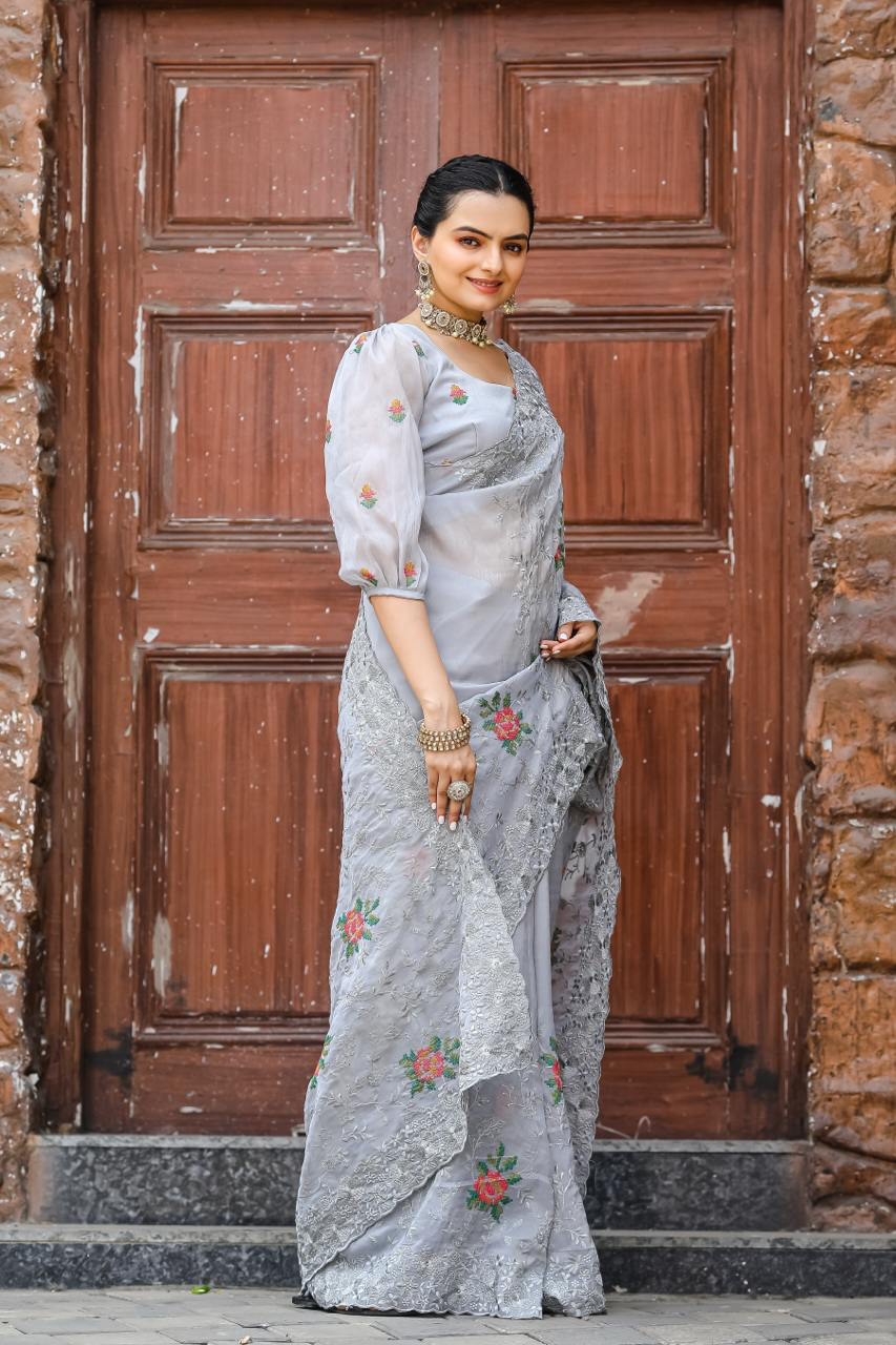 Handmade Silver Grey Embroidered Saree with Floral Work – Elegant Party Wear & Wedding Saree from India (BLACKLUXE CRAFTS)