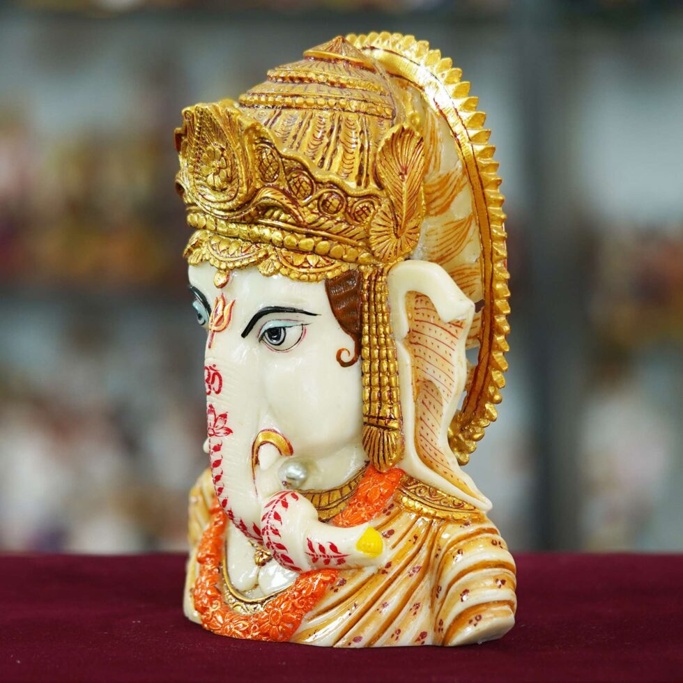 Lord Ganesha Bust Idol with Golden Crown – Decorative Ganesh Statue for Home Temple & Gifting
(BLACKLUXE CRAFTS) - BLACKLUXECRAFTS