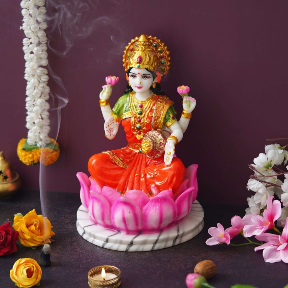 Goddess Lakshmi Idol on Lotus | Hindu Goddess of Wealth Statue | Spiritual Home Décor Gift (BLACKLUXE CRAFTS) - BLACKLUXECRAFTS