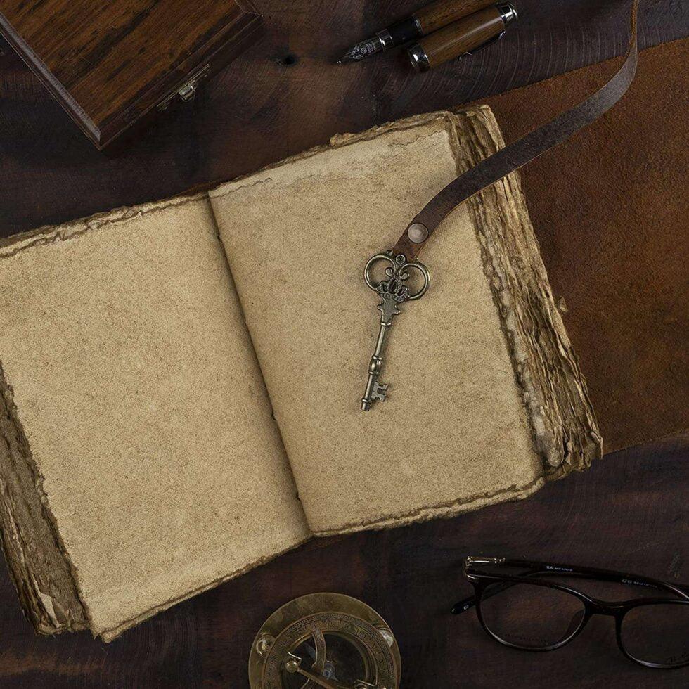 Vintage Leather Journal with Key Lock | Handmade Travel Diary, Writing Notebook & Gift for Men & Women (BLACKLUXE CRAFTS) - BLACKLUXECRAFTS