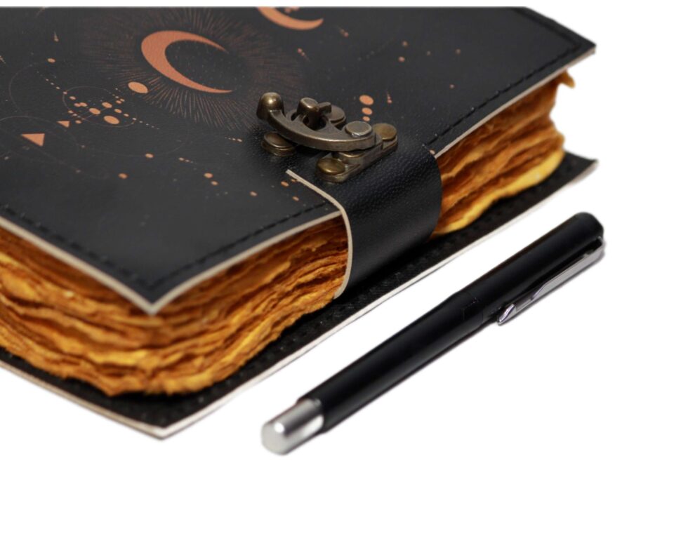 Triple Moon Phase Leather Journal – Handmade Celestial Notebook with Lock | Wiccan Grimoire, Astrology Book of Shadows, Gothic Writing Diary  (BLACKLUXE CRAFTS) - BLACKLUXECRAFTS