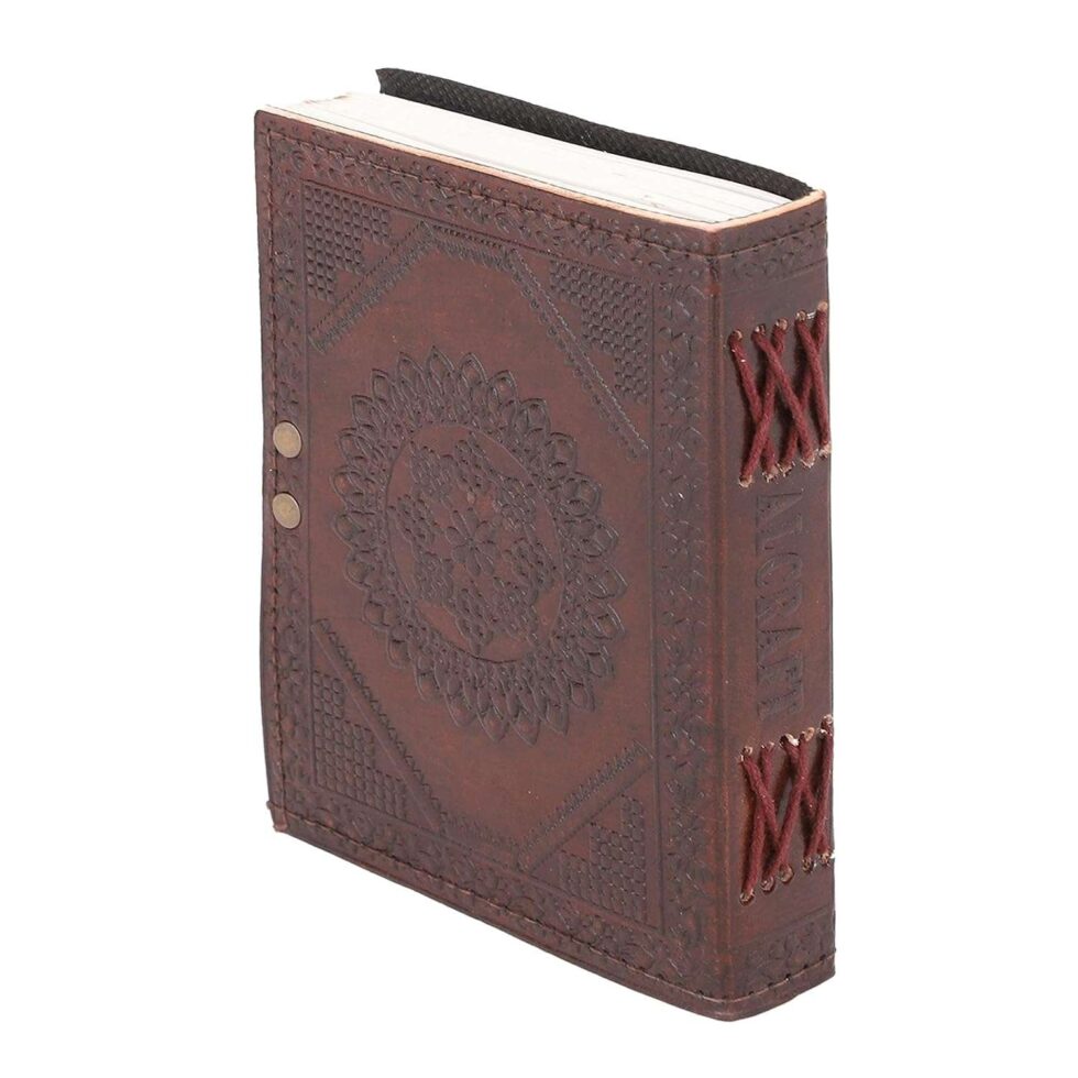 Handmade Vintage Leather Journal with Green Stone & Antique Lock – Refillable Writing Notebook for Men & Women
(BLACKLUXE CRAFTS) - BLACKLUXECRAFTS