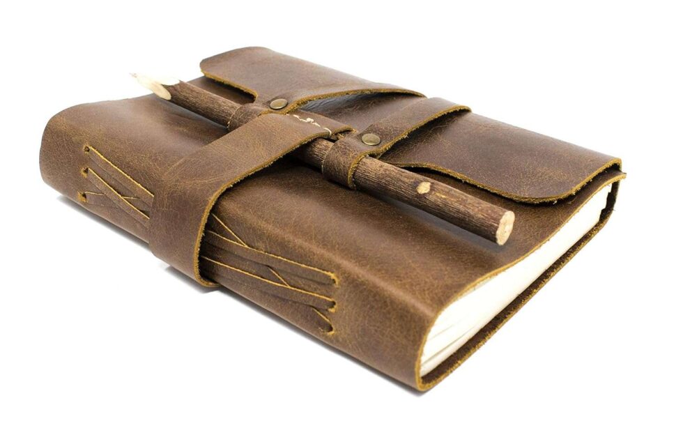 Handmade Leather Journal with Wooden Pen – Vintage Refillable Writing Notebook, Rustic Diary, Travel Sketchbook Gift (BLACKLUXE CRAFTS) - BLACKLUXECRAFTS