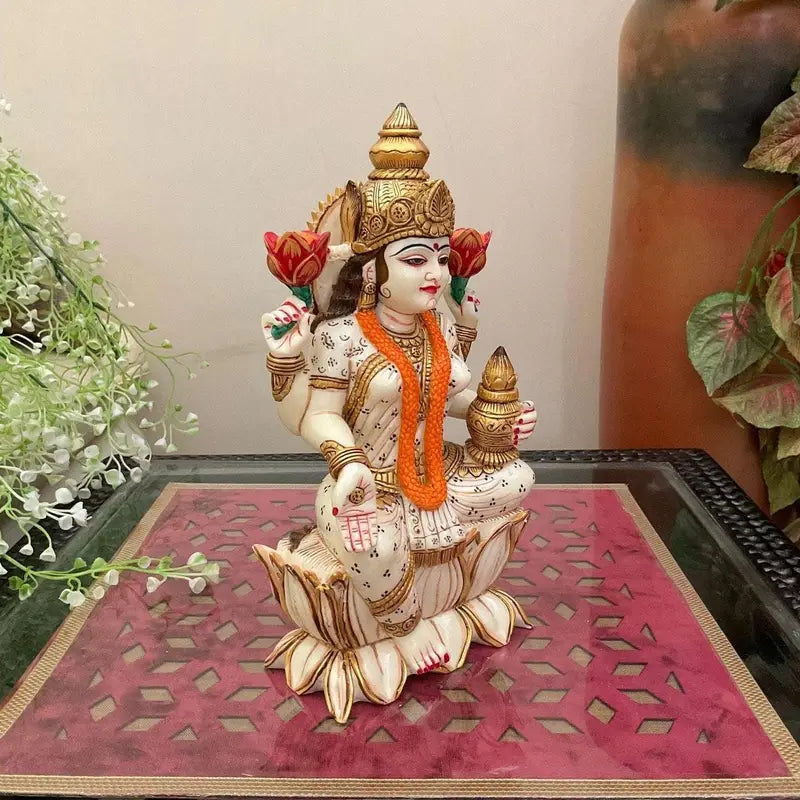Seated Goddess Lakshmi Maa Idol – Handmade Devi Statue of Prosperity, Wealth & Good Fortune for Pooja, Temple & Home Decor
(BLACKLUXE CRAFTS) - BLACKLUXECRAFTS