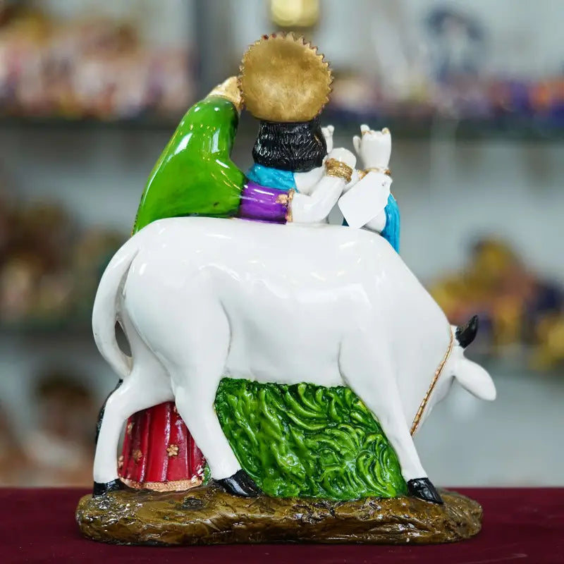Radha Krishna with Cow Idol – Handcrafted Resin Hindu God Statue for Home Temple & Spiritual Décor (BLACKLUXE CRAFTS) - BLACKLUXECRAFTS