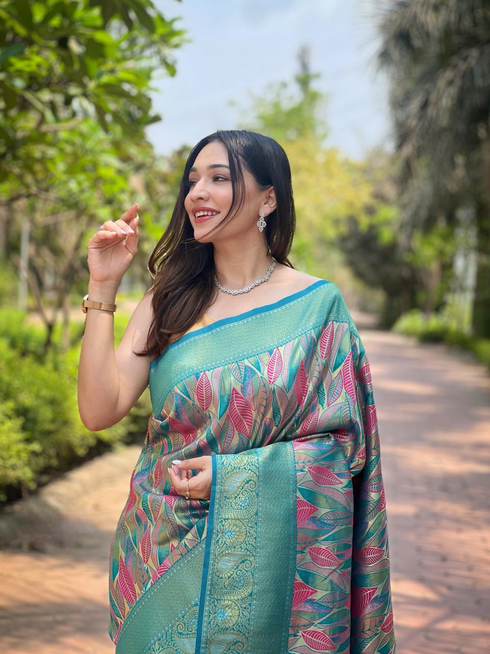 Handmade Blue Banarasi Silk Saree with Leaf Motif – Traditional Indian Wedding & Party Wear – Artisan Woven Saree from India (BLACKLUXE CRAFTS)