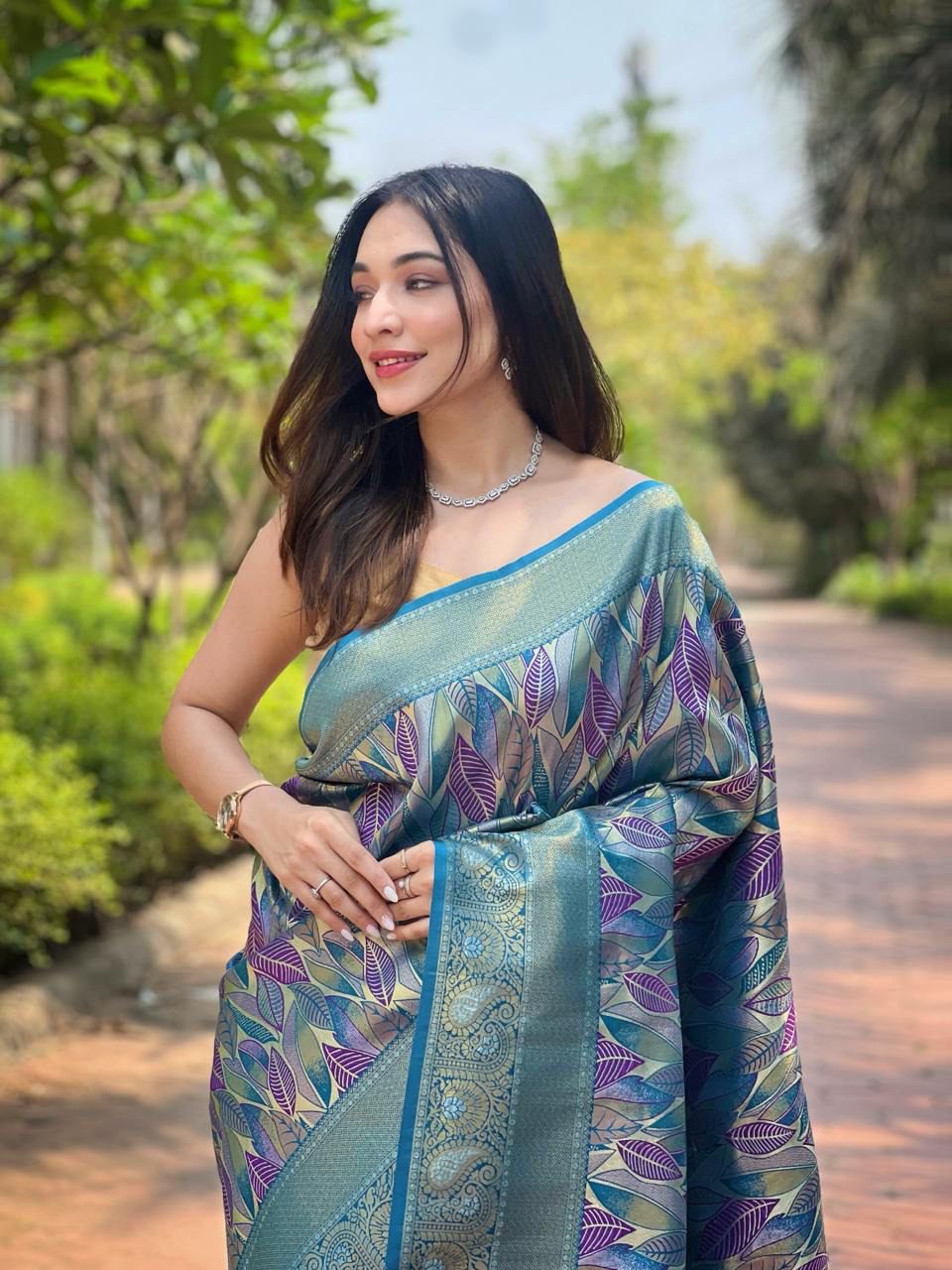 Handmade Blue Banarasi Silk Saree with Leaf Pattern & Golden Zari Border – Indian Ethnic Wedding & Party Wear – Pure Handloom Saree from India (BLACKLUXE CRAFTS)