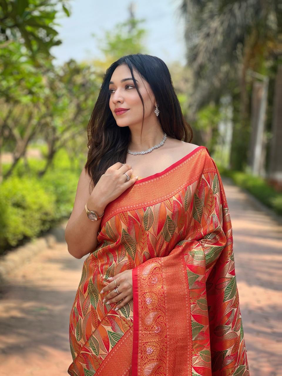 Handmade Banarasi Silk Saree – Traditional Red & Gold Woven Leaf Design | Indian Ethnic Wedding & Party Wear (BLACKLUXE CRAFTS)