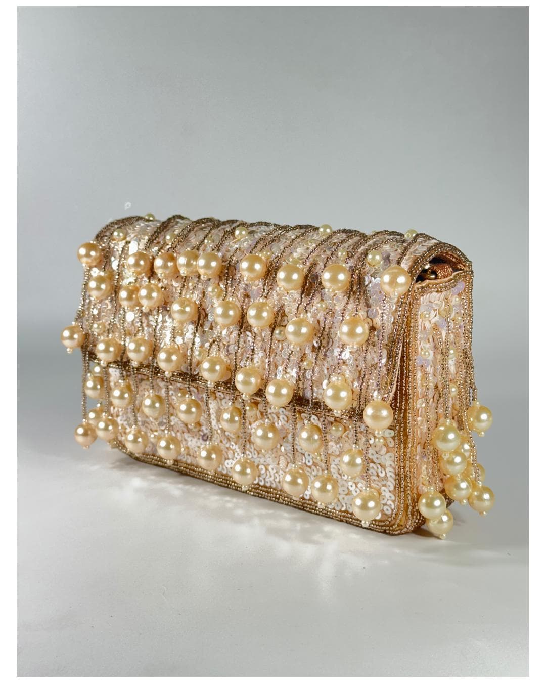 Luxury Handcrafted Pearl Beaded Clutch Purse with Sequin Embellishments – Elegant Bridal & Evening Bag for Weddings, Parties & Special Occasions (BLACKLUXE CRAFTS)