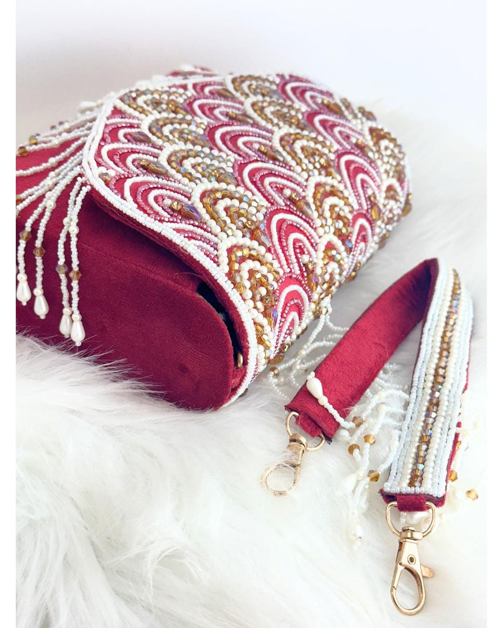 Handcrafted Red Beaded Clutch Purse with Pearl Fringe & Sequin Embellishments – Luxury Bridal & Party Evening Bag for Weddings & Festive Occasions (BLACKLUXE CRAFTS)