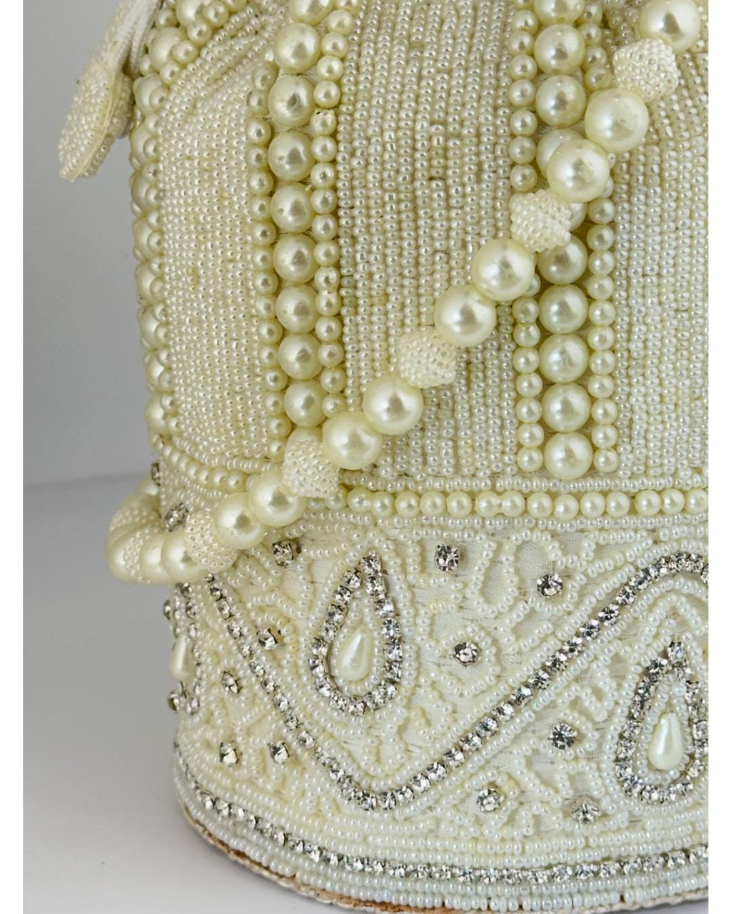 Luxury Handcrafted White Pearl Beaded Potli Bag – Elegant Bridal Wedding & Party Drawstring Clutch Purse with Intricate Embellishments (BLACKLUXE CRAFTS)